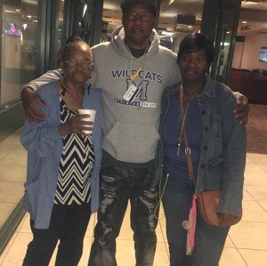 Meet your Posher, Robert